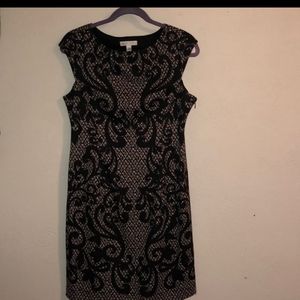 London Times cap sleeve Dress Size 8.